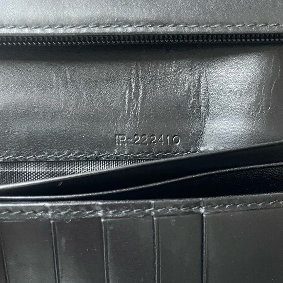 Salvatore Ferragamo Long Wallet - Picture 9 of 13